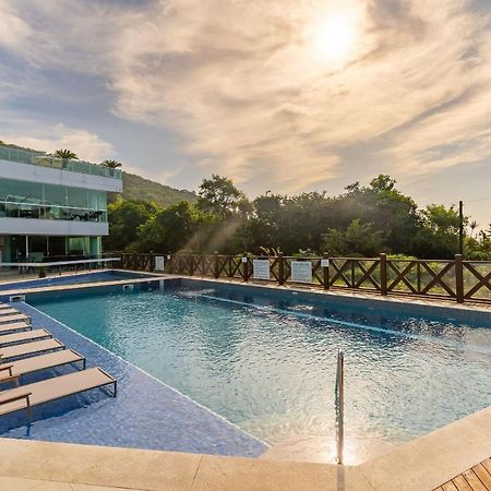 Varandas Do Atlantico - Confortavel Apartamento Em Condo Pe Na Areia Bombinhas Esterno foto
